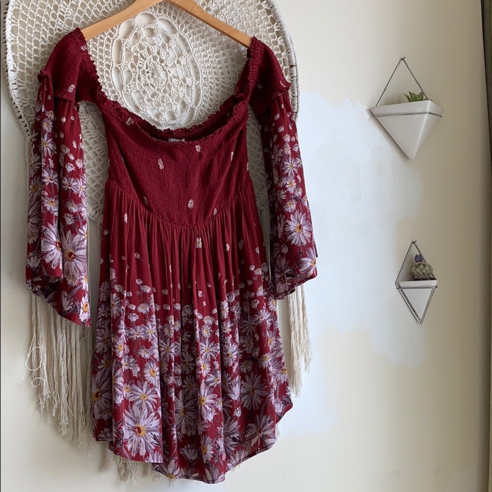 Urban Outfitters Ecoté off the shoulder dress. M